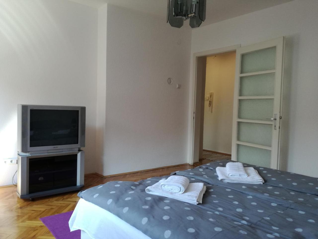 Apartman Ane SJJ Exterior photo